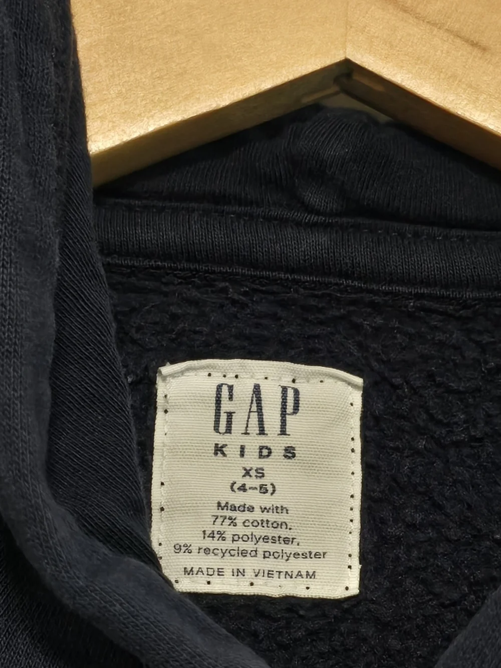 GAP Kids Embroidered Gap Logo Hoodie. Backt O School Style. Thick Cotton Mix.